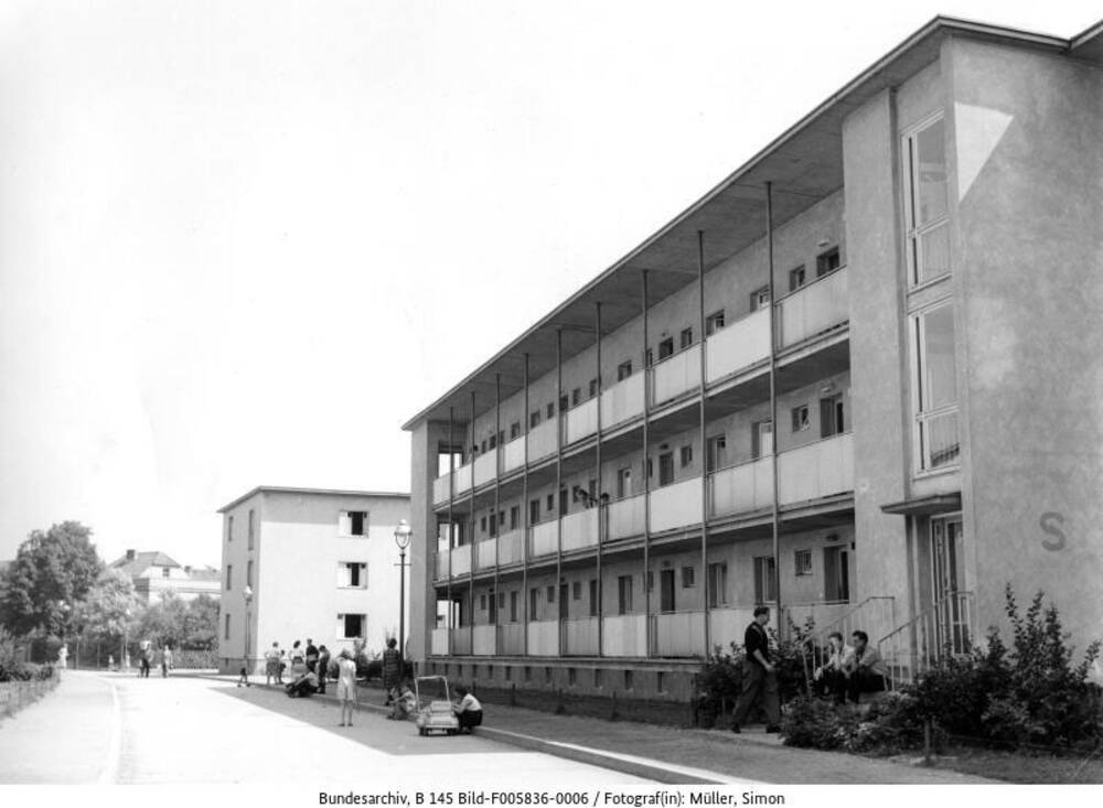 From emergency accommodation to a rented apartment